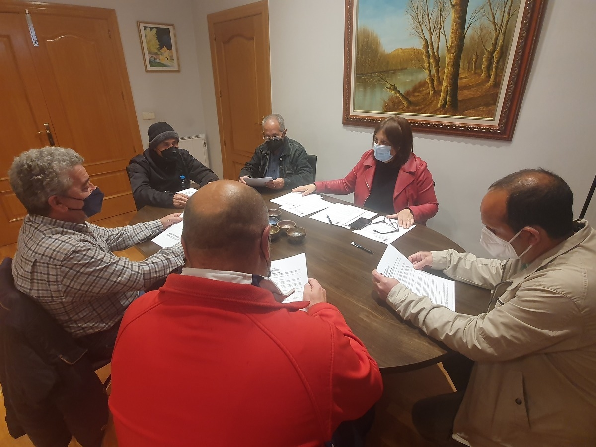 Firma de convenios con asociaciones